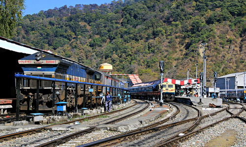 32879005025_32585ba888_b (1)